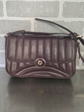 Time and Tru Quilted Crossbody Bag in Plum